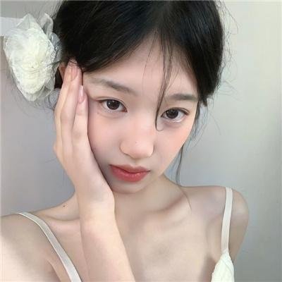 永不软弱 海报